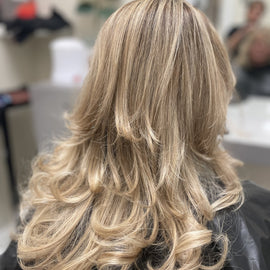 Blowout and Deep Conditioning Treatment