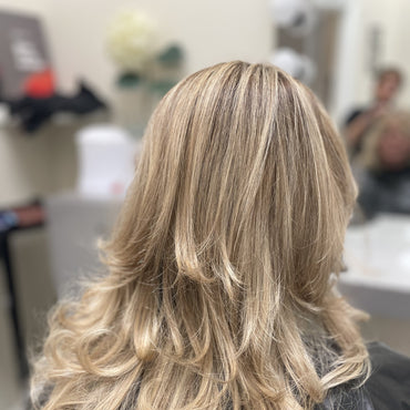 Blowout and Deep Conditioning Treatment